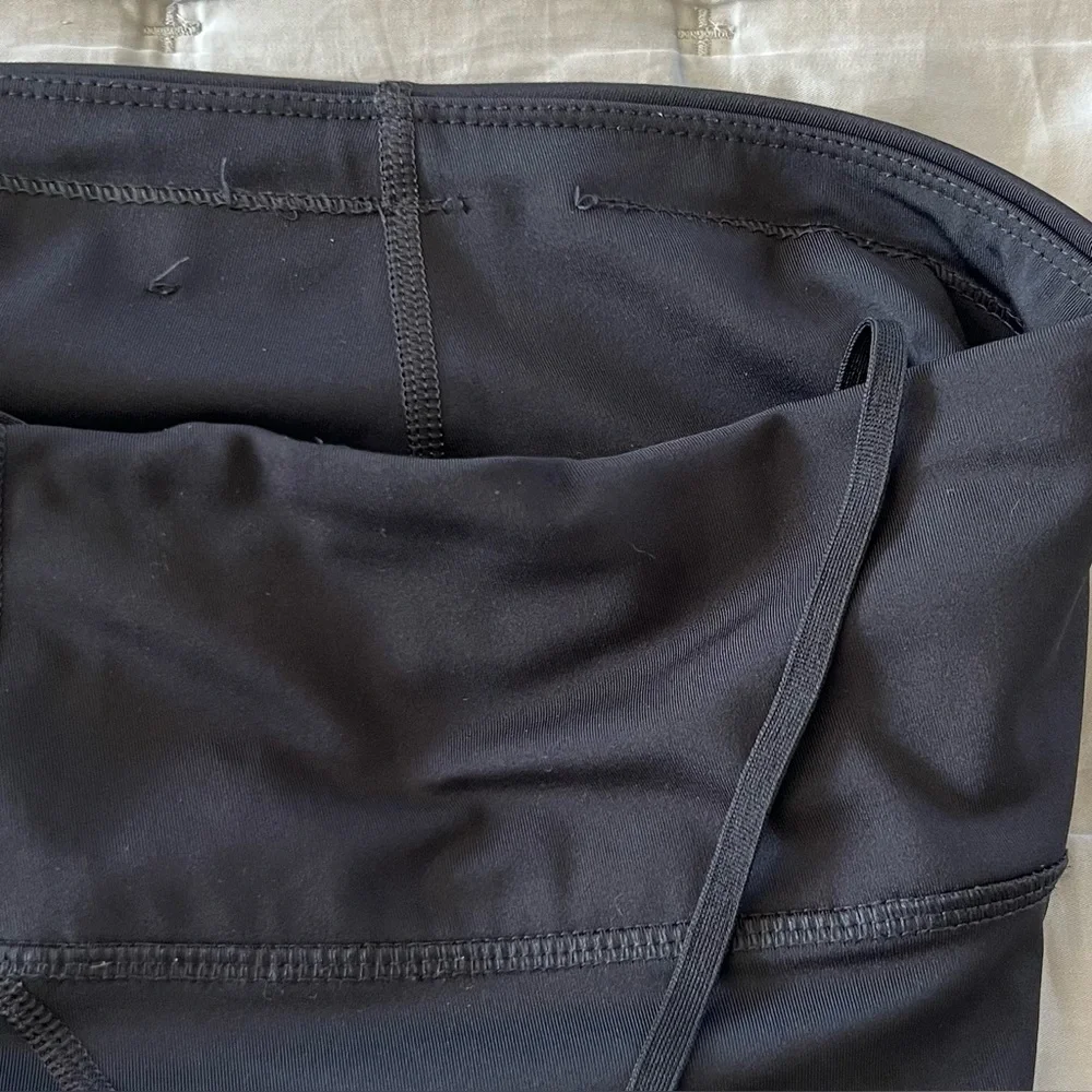NIKE athletic capri leggings, black, size Medium